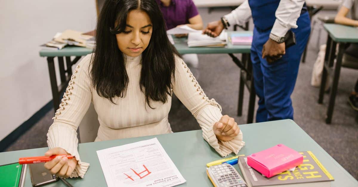 Obtenez d'excellents résultats semestriels : nos conseils pour réussir 4 consultez vos résultats de semestre rapidement et facilement. accédez à vos notes, évaluez vos performances académiques et suivez votre progression scolaire en un seul endroit.