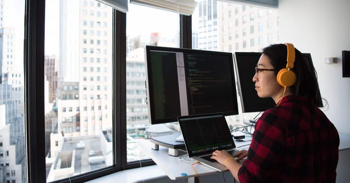 Offre d'Emploi : Développeur / Développeuse Informatique (H/F) à Saint-Nazaire (44600) - Opportunité sur Figaro Emploi 1 découvrez le métier de développeur logiciel : conception, programmation et optimisation d'applications innovantes pour répondre aux besoins numériques.
