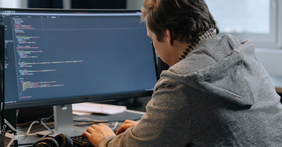 Offre d'Emploi : Développeur / Développeuse Informatique (H/F) à Saint-Nazaire (44600) - Opportunité sur Figaro Emploi 2 découvrez les compétences et l'expertise d'un développeur logiciel spécialisé dans la création d'applications performantes et innovantes.