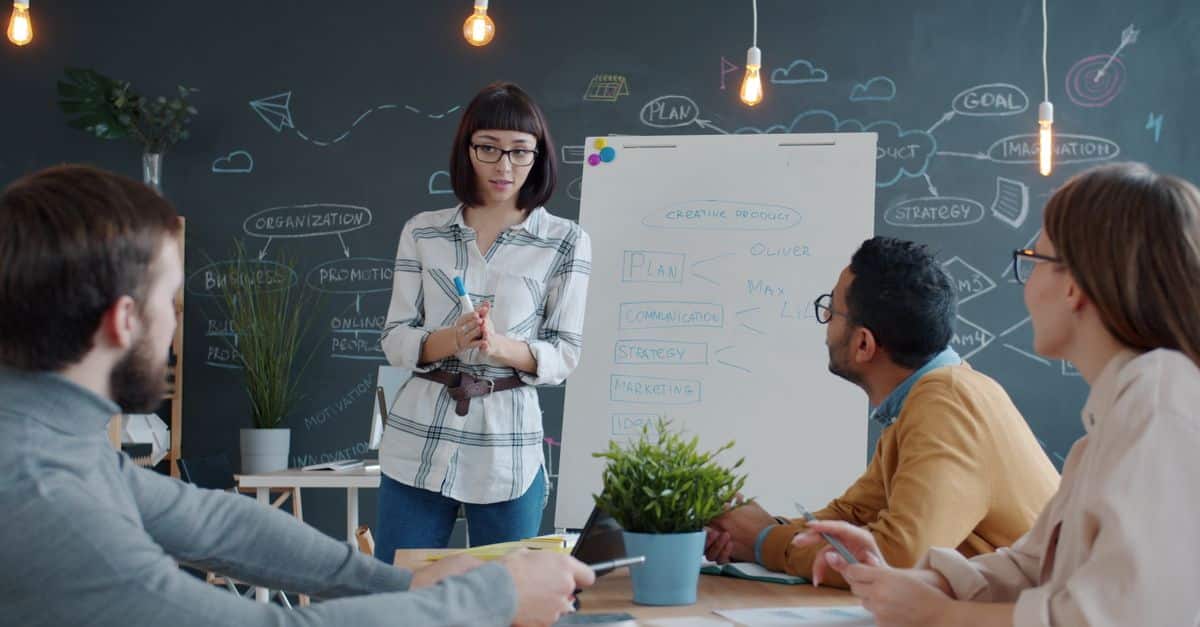 Offre Freelance : Tech Lead Angular, Azure & .Net à Paris (75001) – Rejoignez l'aventure IT sur Figaro Emploi 3 découvrez le rôle de tech lead : leader technique, coordinateur d'équipe et expert en développement, assurant la réussite des projets it.