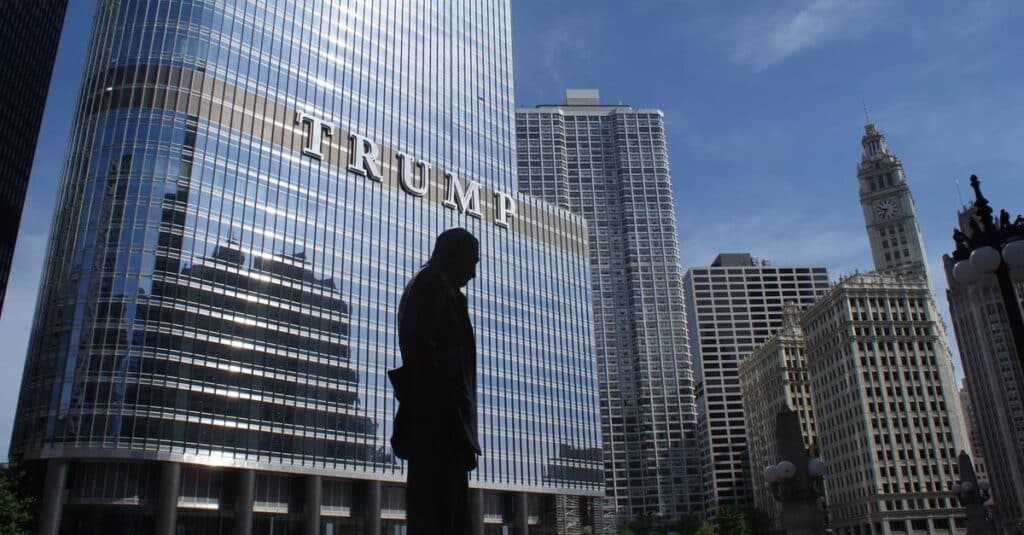 Trump commente la décision de la Fed : Selon lui, les États-Unis devraient adopter un taux... 1 analyse de l'impact de la décision de la fed sur la politique de trump et l'économie américaine.
