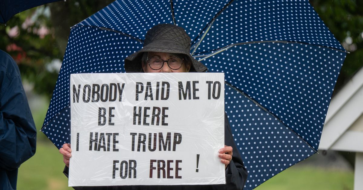Trump cherche à exclure CNN et plusieurs autres médias de la Maison Blanche 2 découvrez les détails du bannissement des médias par la maison-blanche sous l'administration trump, ses implications et réactions.
