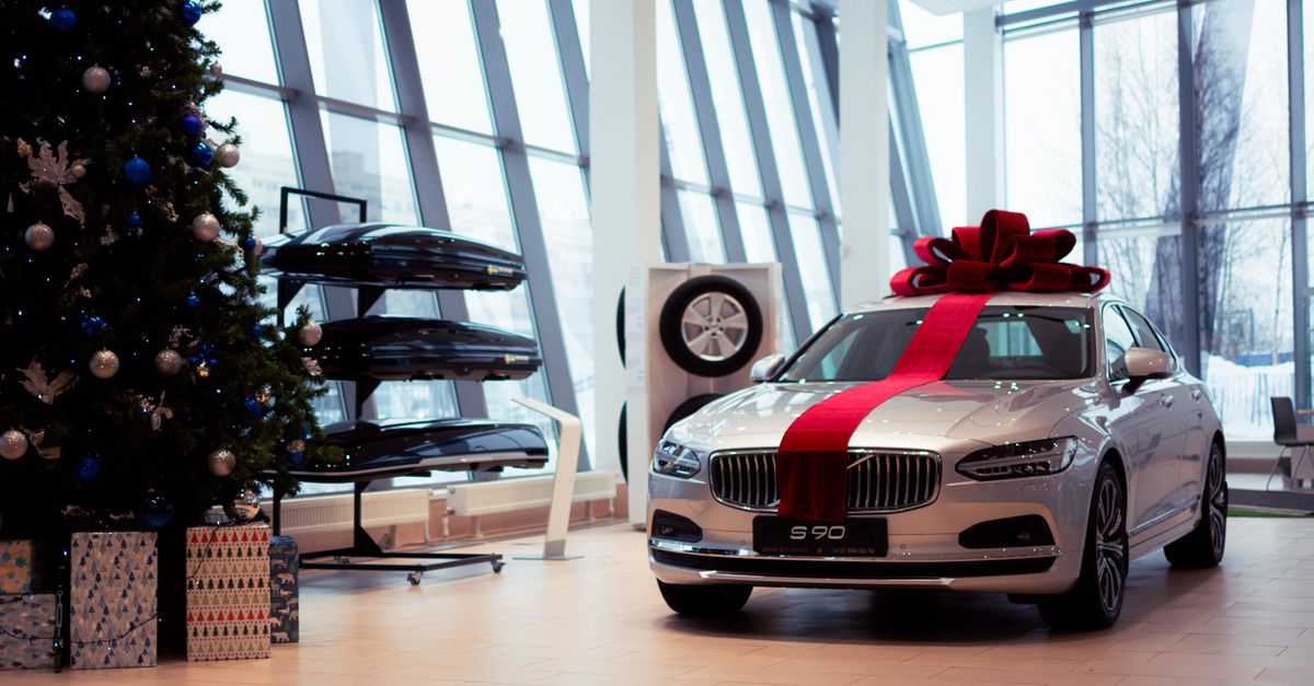Volvo Cars dévoile sa plus grande offensive produit : 13 nouveaux modèles prêts à révolutionner le marché 9 découvrez le lancement des nouveaux modèles volvo cars, alliant innovation, design et performance pour une expérience de conduite exceptionnelle.