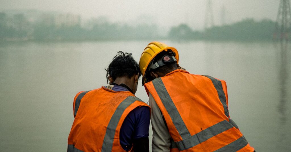 Violences et Gilets Jaunes : Enquête et Décryptage par Le Club de Mediapart 7 découvrez les causes et les impacts des violences liées au mouvement des gilets jaunes en france, ainsi que les réactions des autorités et de la société.
